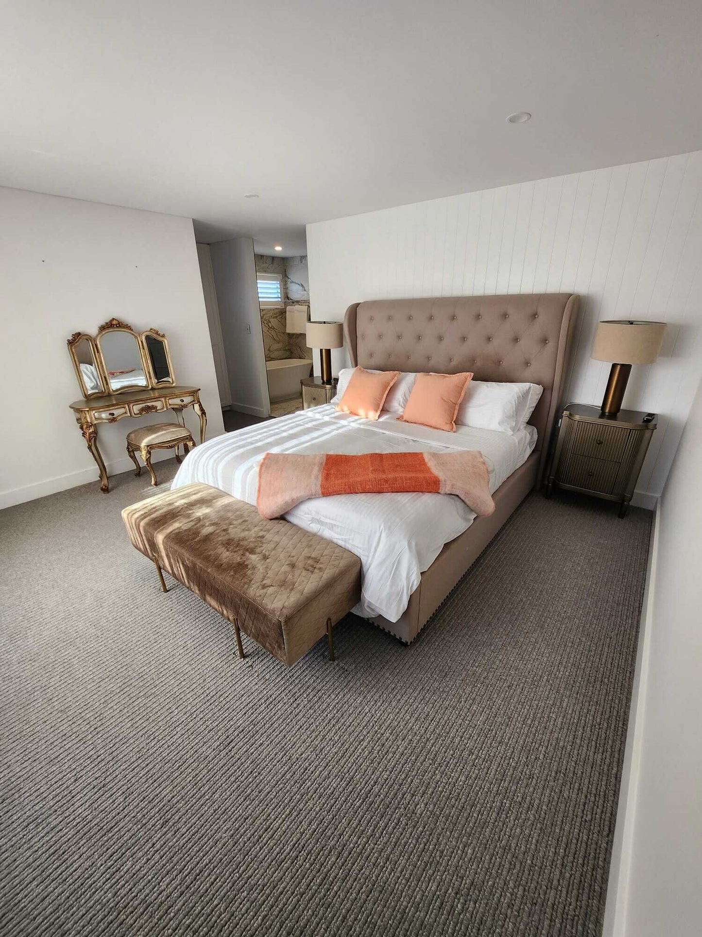 Red Sands Retreat, Shell Cove