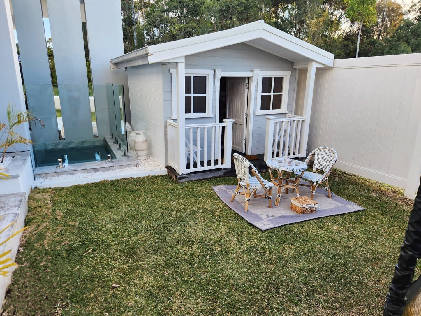 Red Sands Retreat, Shell Cove