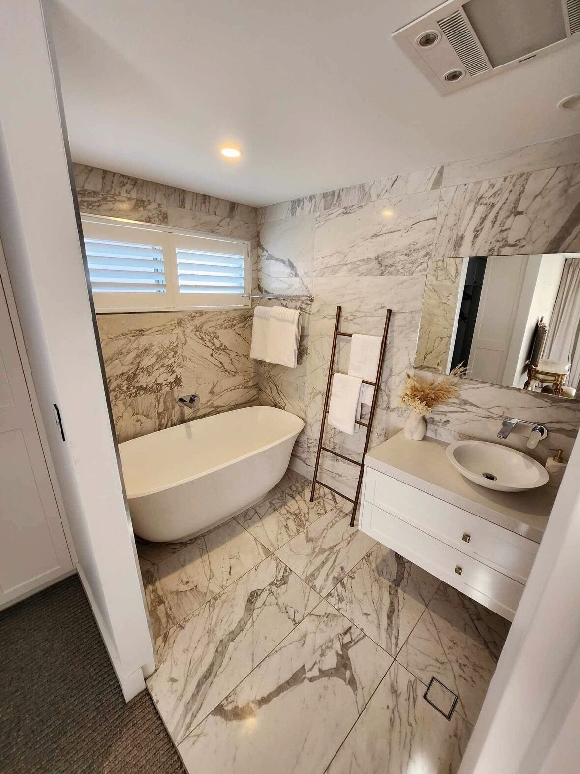 Red Sands Retreat, Shell Cove