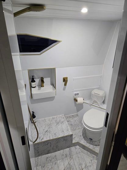 Public Holiday Boat Charter, Sydney