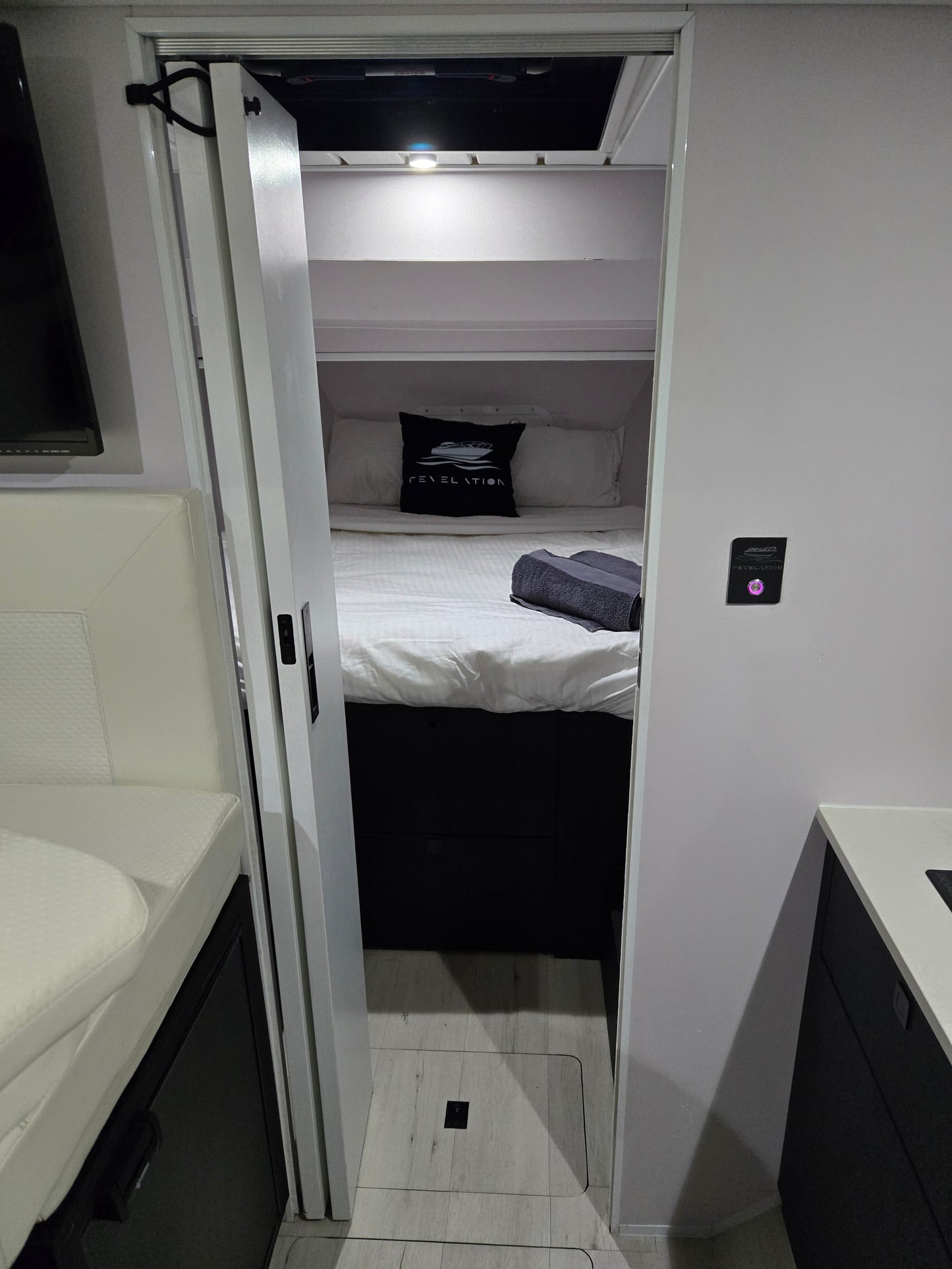 Public Holiday Boat Charter, Sydney