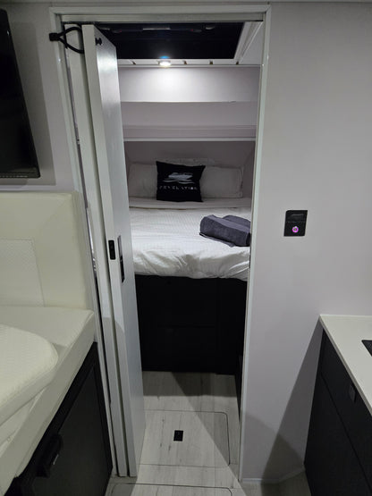 Public Holiday Boat Charter, Sydney