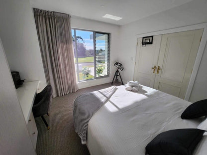 Red Sands Retreat, Shell Cove