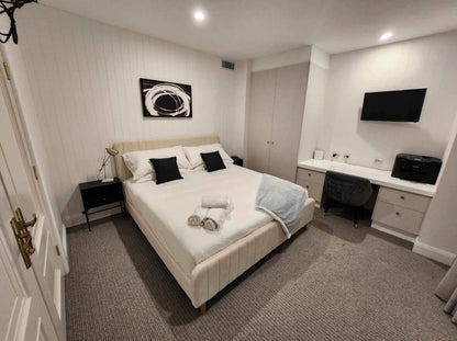 Red Sands Retreat, Shell Cove
